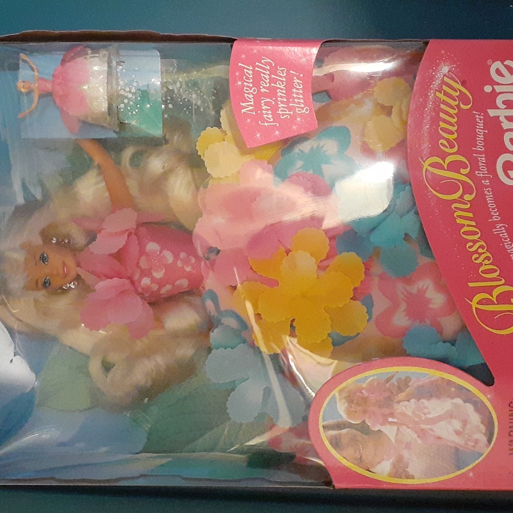 🔥SALE🔥VINTAGE 1996 Blossom beauty Barbie